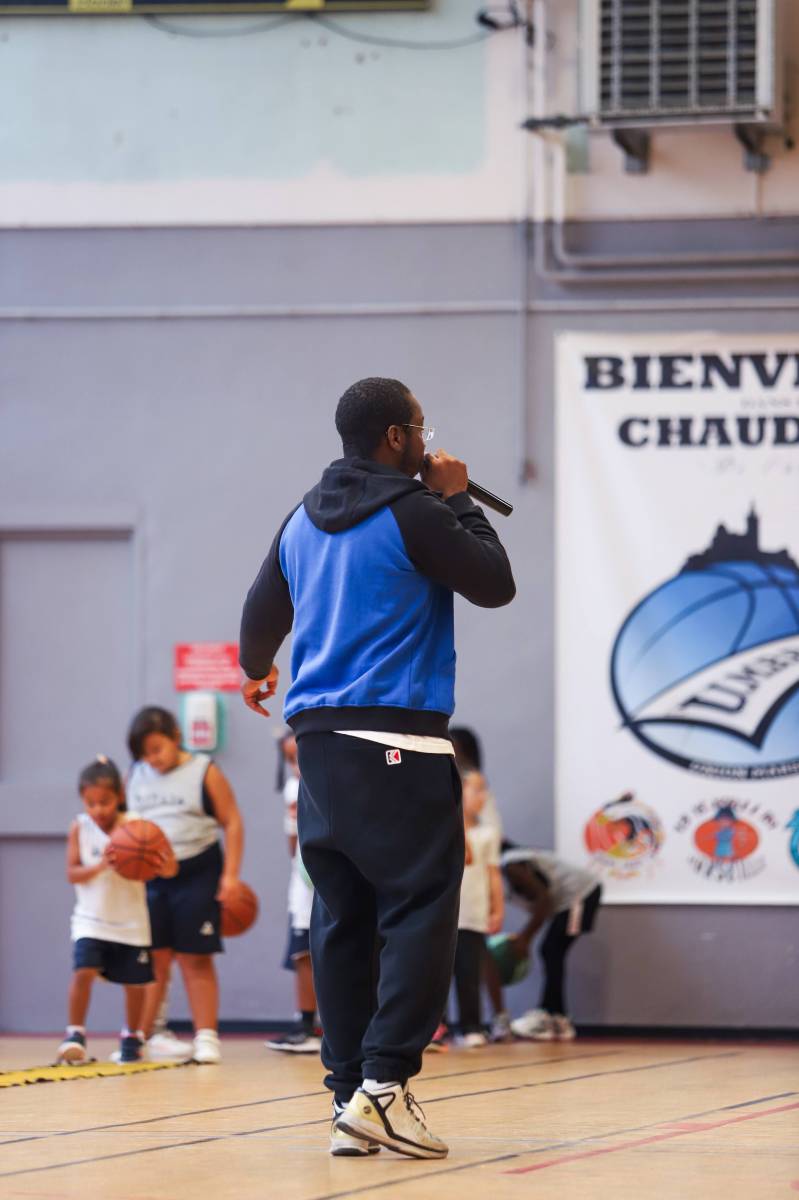 Joyeux Anniversaire au Président Ousmane : Un Leader Inspirant pour l'Union Marseille Basketball